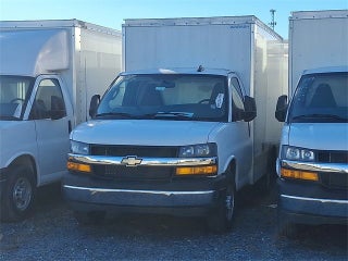 2024 Chevrolet Express Cutaway 3500 1WT