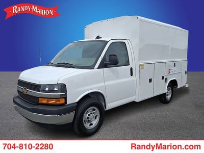 2025 Chevrolet Express Cutaway 3500 1WT