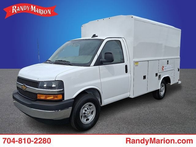 2025 Chevrolet Express Cutaway 3500 1WT