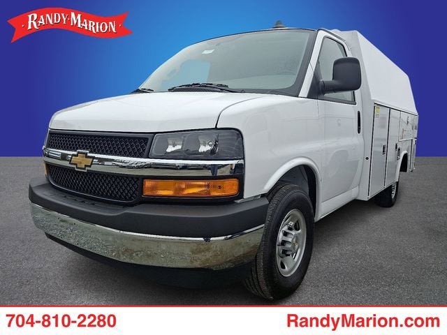 2026 Chevrolet Express Cutaway 3500 1WT