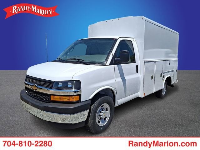 2026 Chevrolet Express Cutaway 3500 1WT
