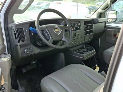2026 Chevrolet Express Cutaway 3500 1WT