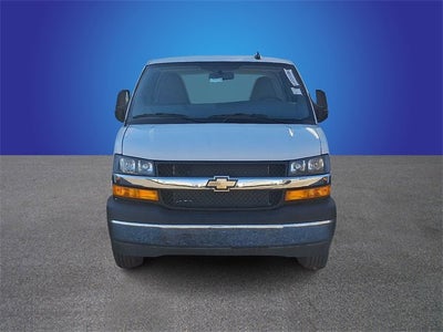 2024 Chevrolet Express Cutaway 3500 1WT