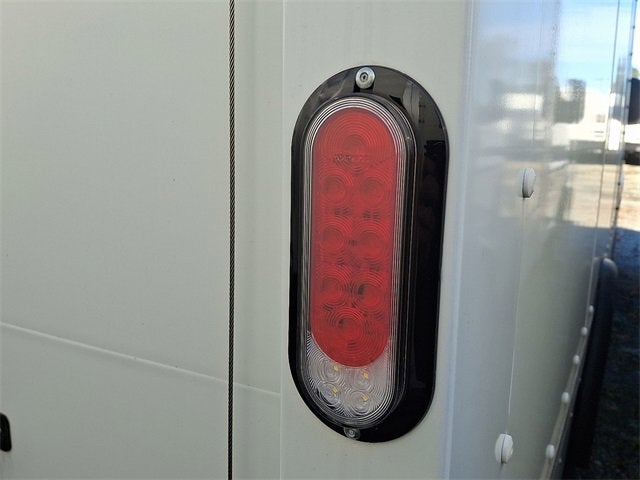 2024 Chevrolet Express Cutaway 3500 1WT