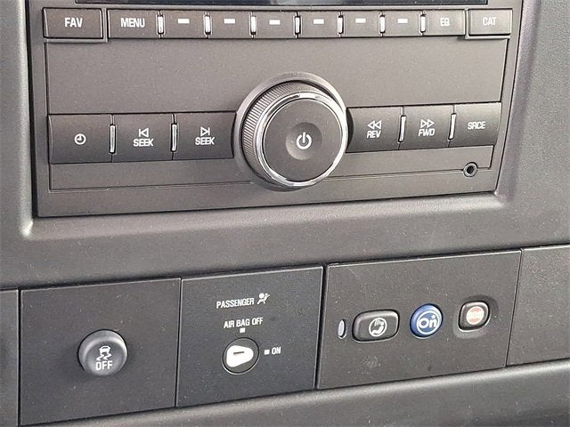 2025 Chevrolet Express Cutaway 3500 1WT