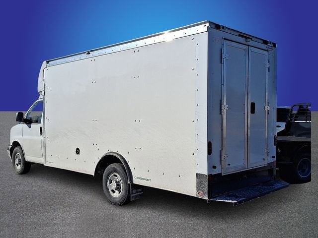 2026 Chevrolet Express Cutaway 3500 1WT