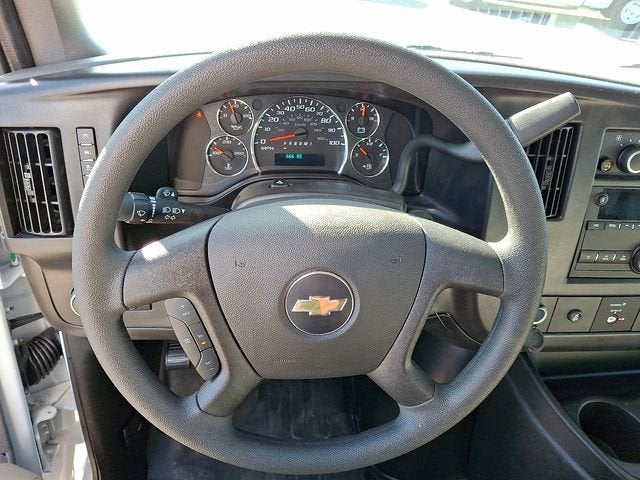 2026 Chevrolet Express Cutaway 3500 1WT