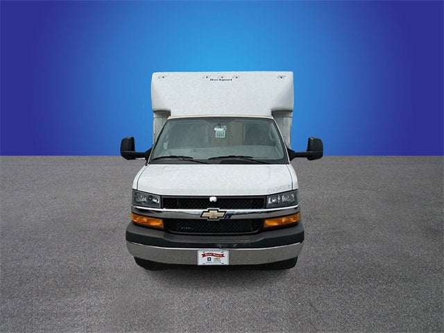 2022 Chevrolet Express Cutaway 3500 Base