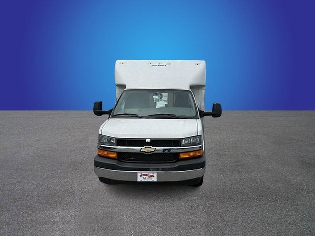 2023 Chevrolet Express Cutaway 3500 Work Van
