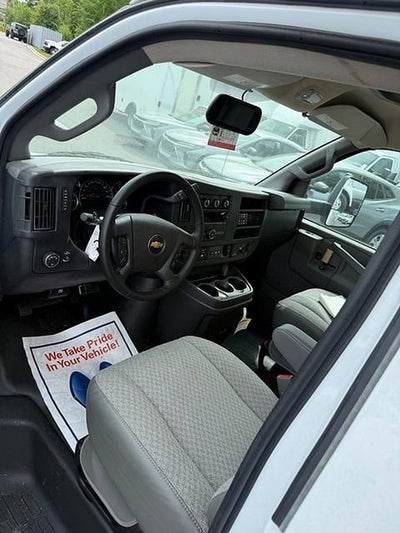 2023 Chevrolet Express Cutaway 3500 Work Van
