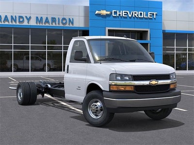 2026 Chevrolet Express Cutaway 3500 1WT