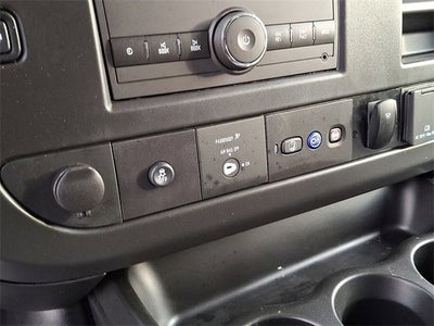 2026 Chevrolet Express Cutaway 3500 1WT