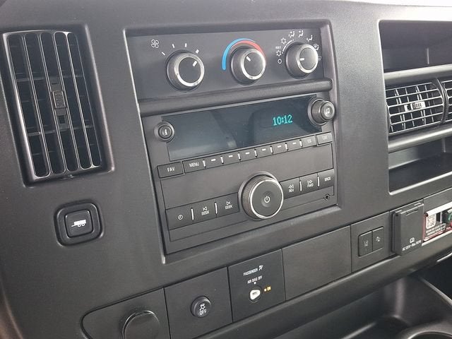 2026 Chevrolet Express Cutaway 3500 1WT