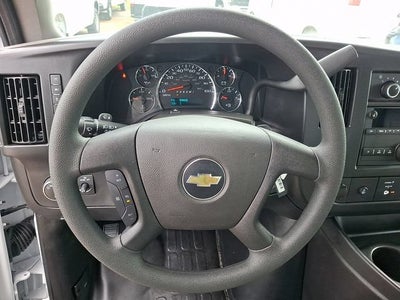 2026 Chevrolet Express Cutaway 3500 1WT
