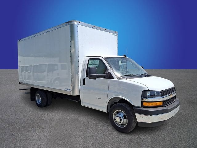 2023 Chevrolet Express Cutaway 3500 1WT