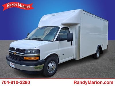 2026 Chevrolet Express Cutaway 3500 1WT