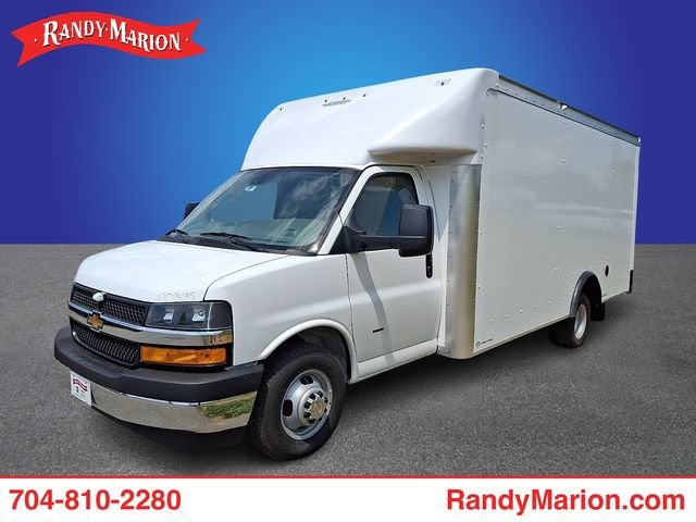 2026 Chevrolet Express Cutaway 3500 1WT