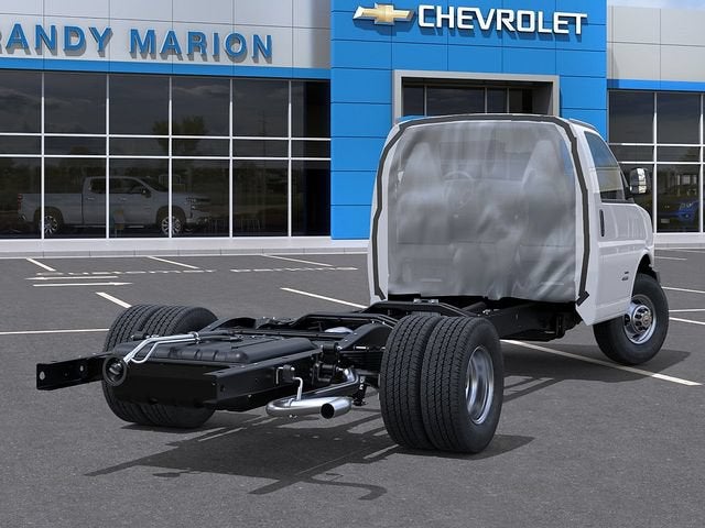 2026 Chevrolet Express Cutaway 3500 1WT