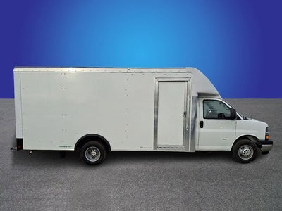 2026 Chevrolet Express Cutaway 3500 1WT