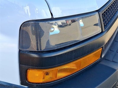 2025 Chevrolet Express Cutaway 3500 1WT