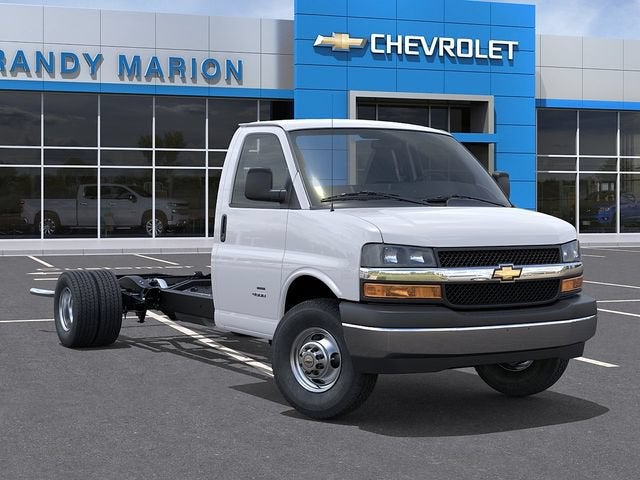 2026 Chevrolet Express Cutaway 3500 1WT