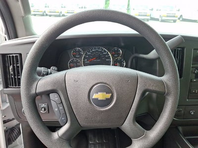 2026 Chevrolet Express Cutaway 3500 1WT