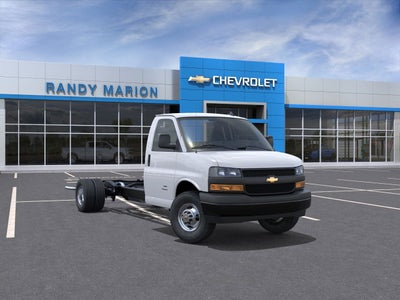 2025 Chevrolet Express Cutaway 3500 1WT