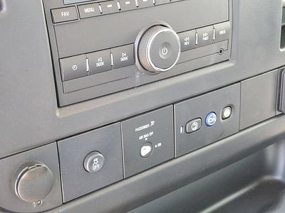 2025 Chevrolet Express Cutaway 3500 1WT