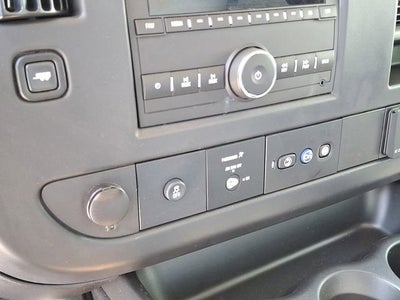 2025 Chevrolet Express Cutaway 3500 1WT