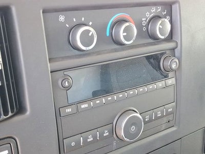 2025 Chevrolet Express Cutaway 3500 1WT