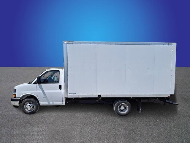 2025 Chevrolet Express Cutaway 3500 1WT