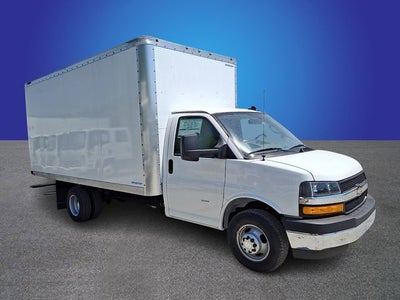 2025 Chevrolet Express Cutaway 3500 1WT