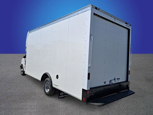 2026 Chevrolet Express Cutaway 4500 2WT