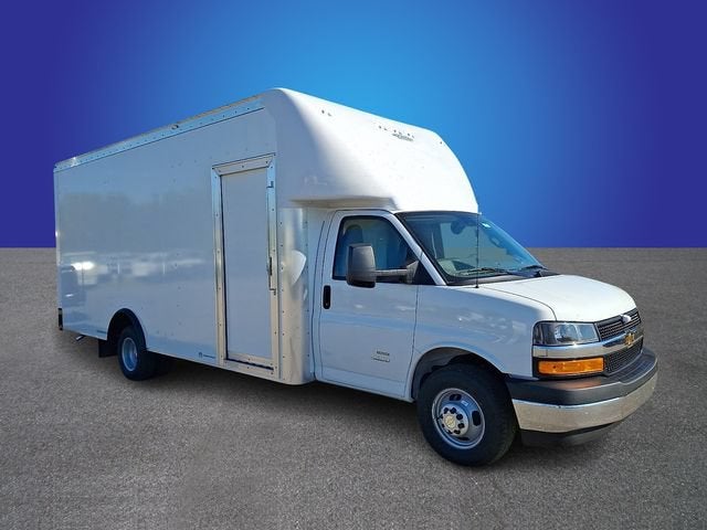 2026 Chevrolet Express Cutaway 4500 2WT