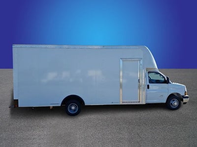 2026 Chevrolet Express Cutaway 4500 2WT