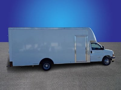2026 Chevrolet Express Cutaway 4500 2WT