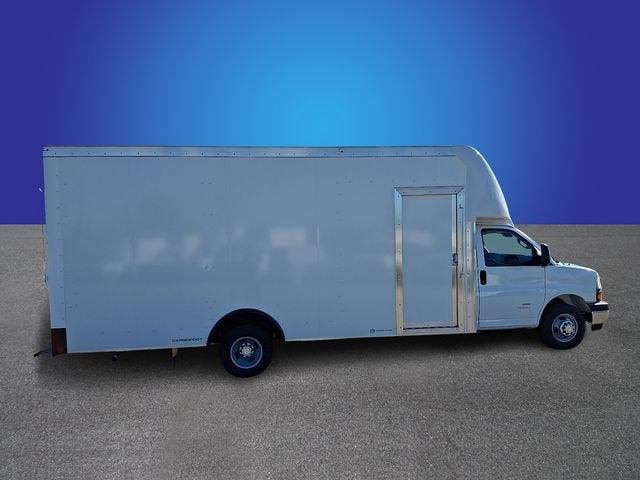 2026 Chevrolet Express Cutaway 4500 2WT