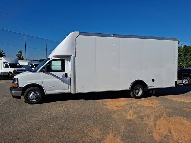 2026 Chevrolet Express Cutaway 4500 2WT