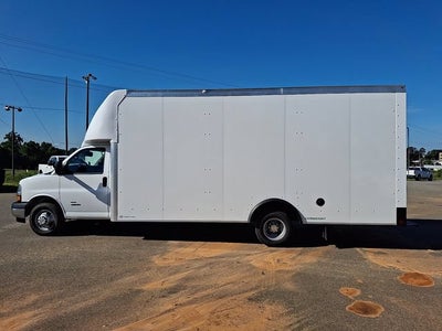 2026 Chevrolet Express Cutaway 4500 2WT