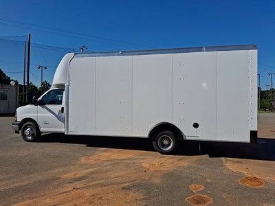 2026 Chevrolet Express Cutaway 4500 2WT