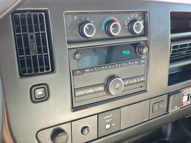 2026 Chevrolet Express Cutaway 4500 2WT