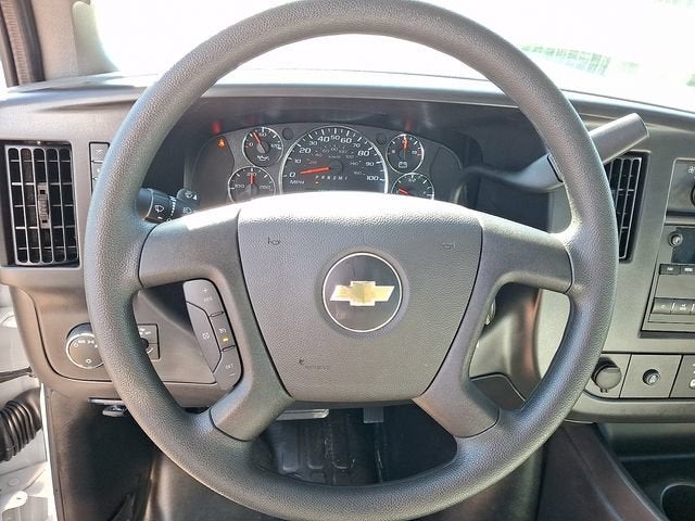 2026 Chevrolet Express Cutaway 4500 2WT