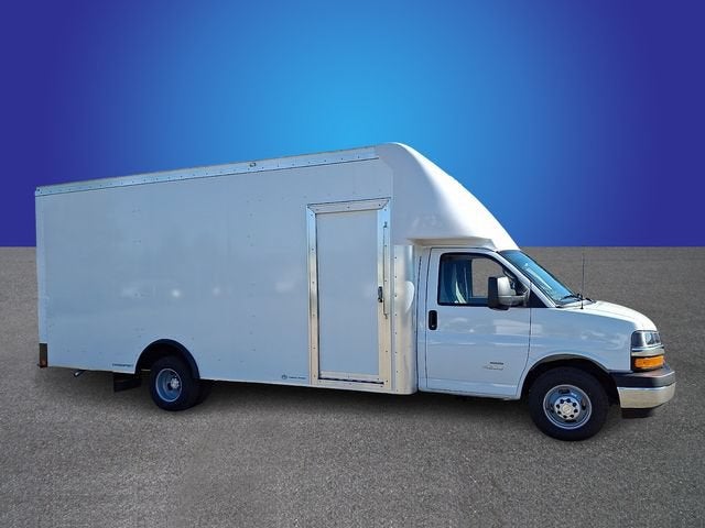 2026 Chevrolet Express Cutaway 4500 2WT