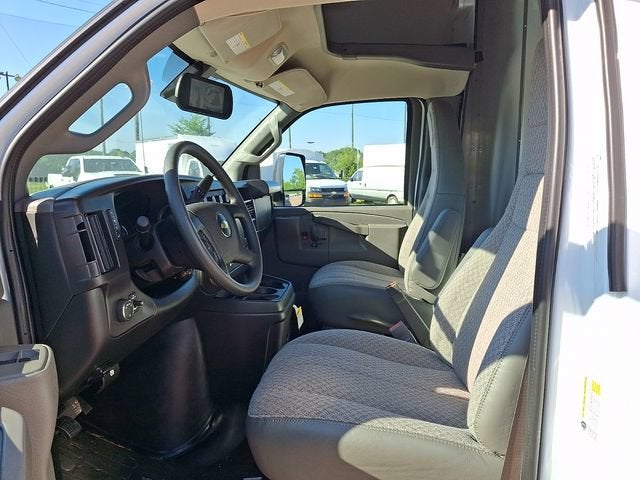2026 Chevrolet Express Cutaway 4500 2WT