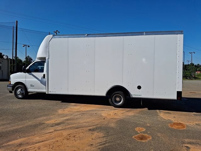 2026 Chevrolet Express Cutaway 4500 2WT