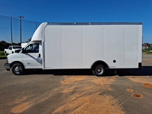 2026 Chevrolet Express Cutaway 4500 2WT