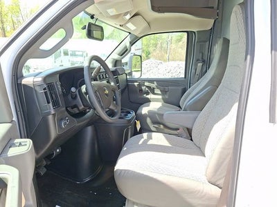 2026 Chevrolet Express Cutaway 4500 2WT