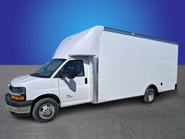 2026 Chevrolet Express Cutaway 4500 2WT