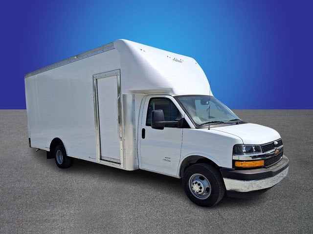 2026 Chevrolet Express Cutaway 4500 2WT