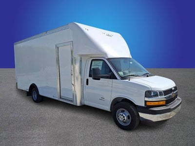 2026 Chevrolet Express Cutaway 4500 2WT